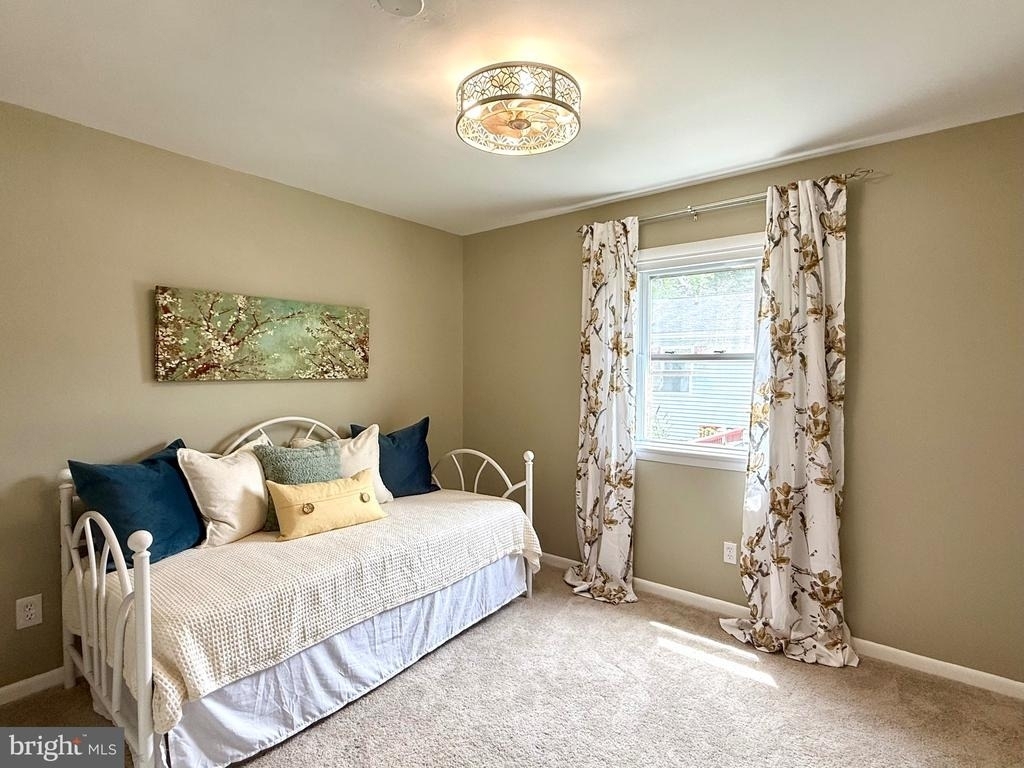 8409 Woodward Street - Photo 23