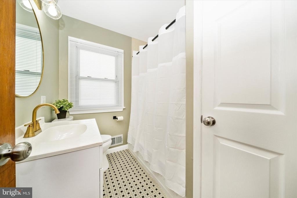 8409 Woodward Street - Photo 28