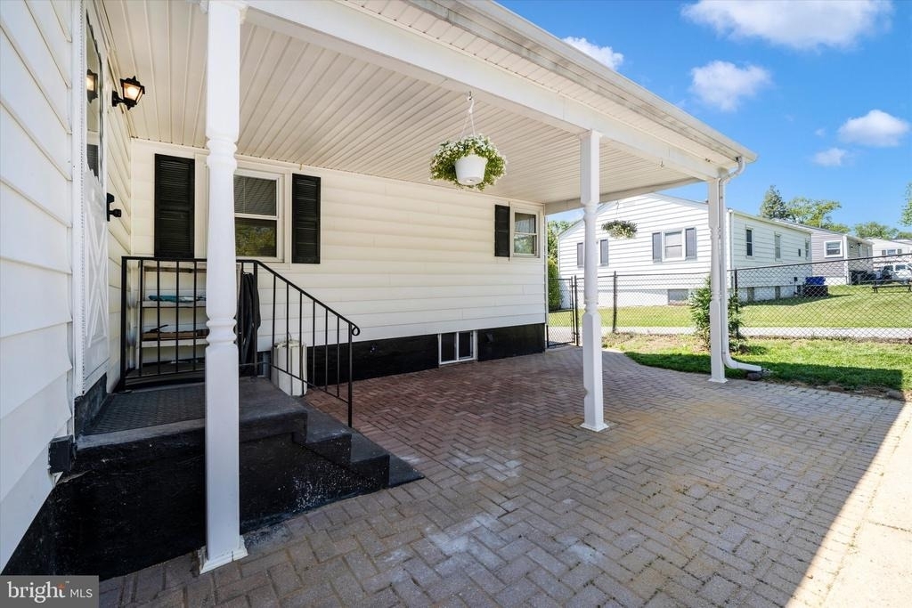 8409 Woodward Street - Photo 43