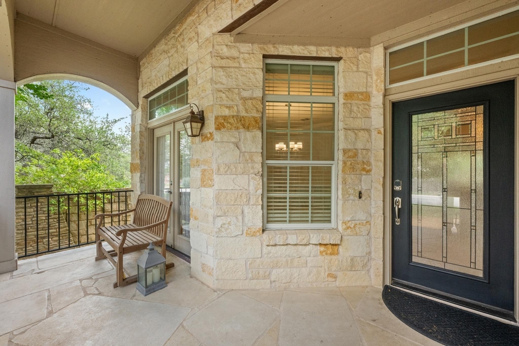 1023 Grassy Field Rd - Photo 4