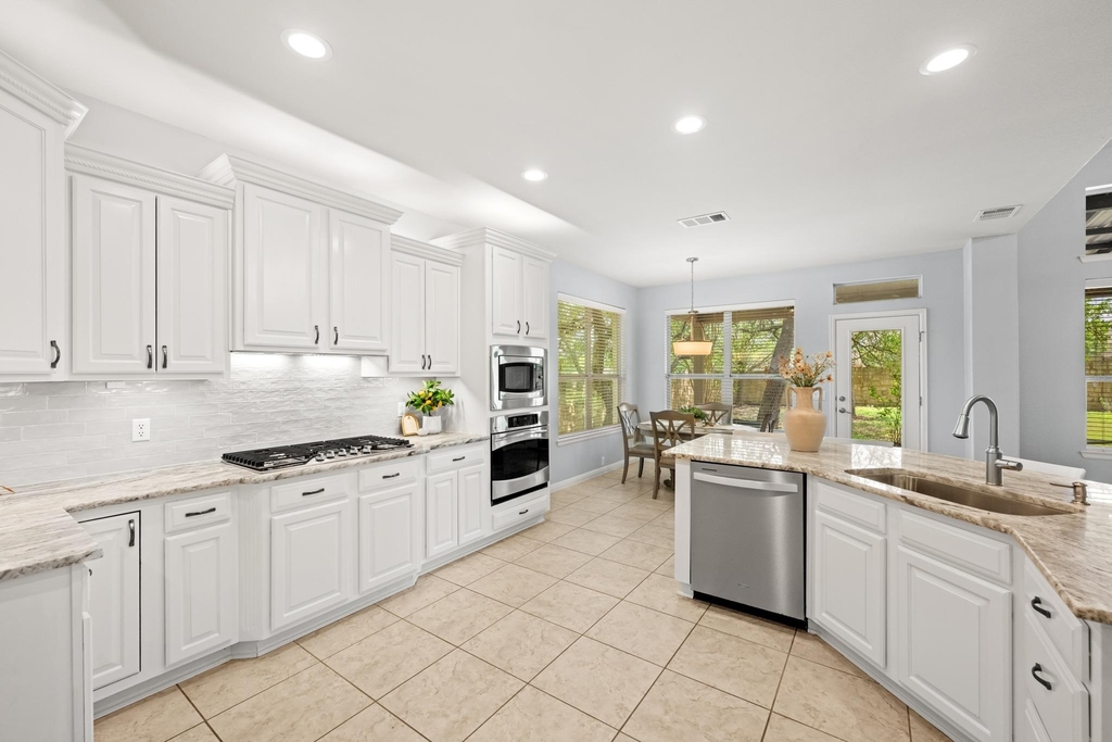 1023 Grassy Field Rd - Photo 11