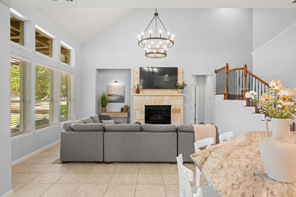 1023 Grassy Field Rd - Photo 8