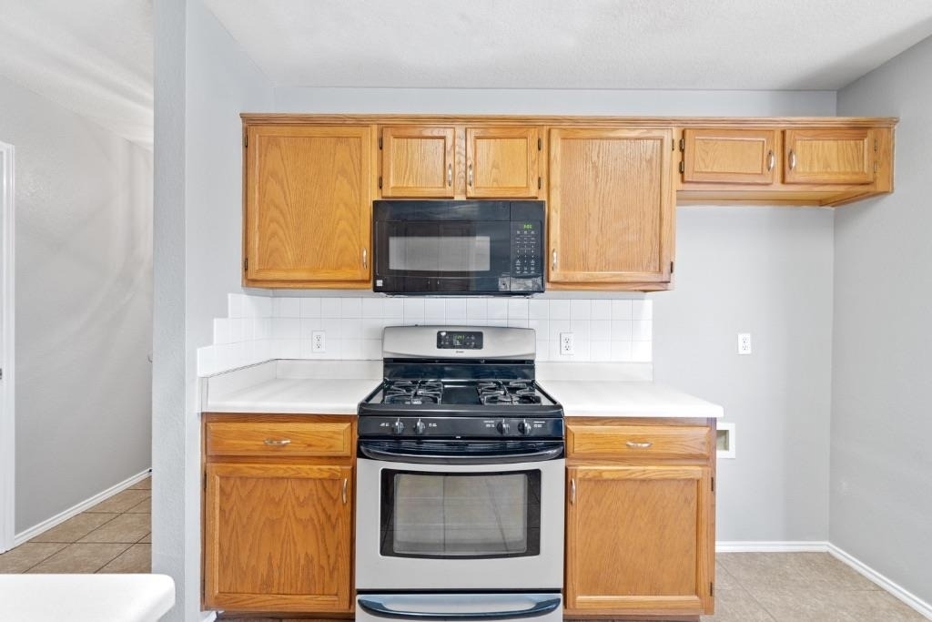 1514 Royce Ln - Photo 9