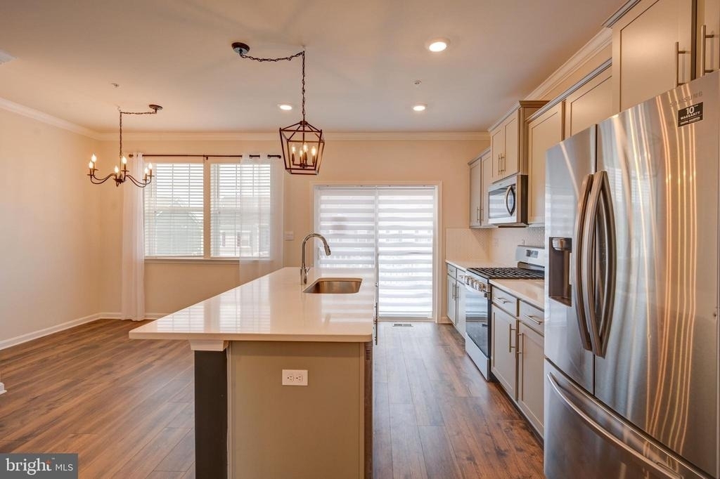 5059 Silver Oak Drive - Photo 7
