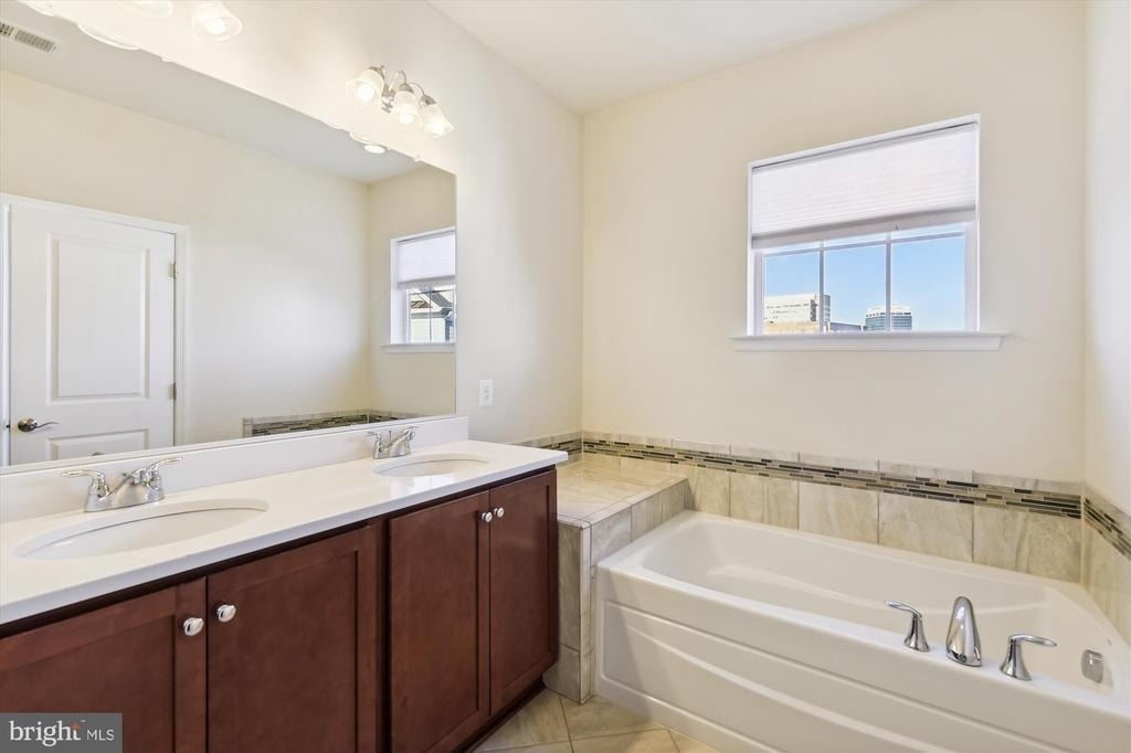 67 Linden Place - Photo 14