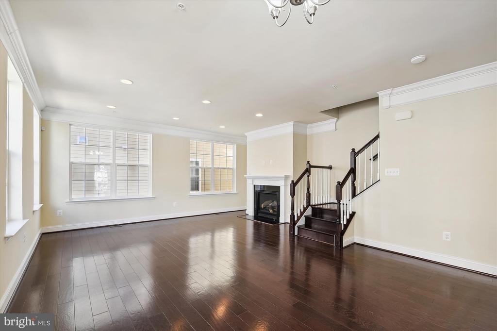 67 Linden Place - Photo 3