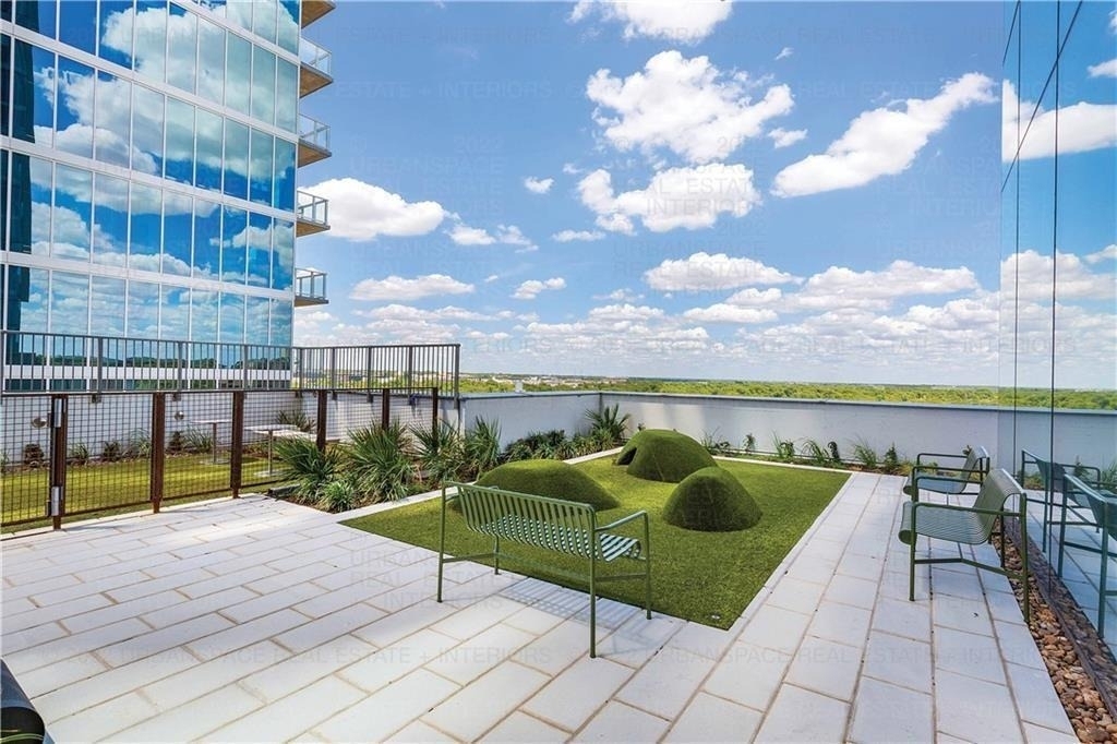 44 East Ave - Photo 17