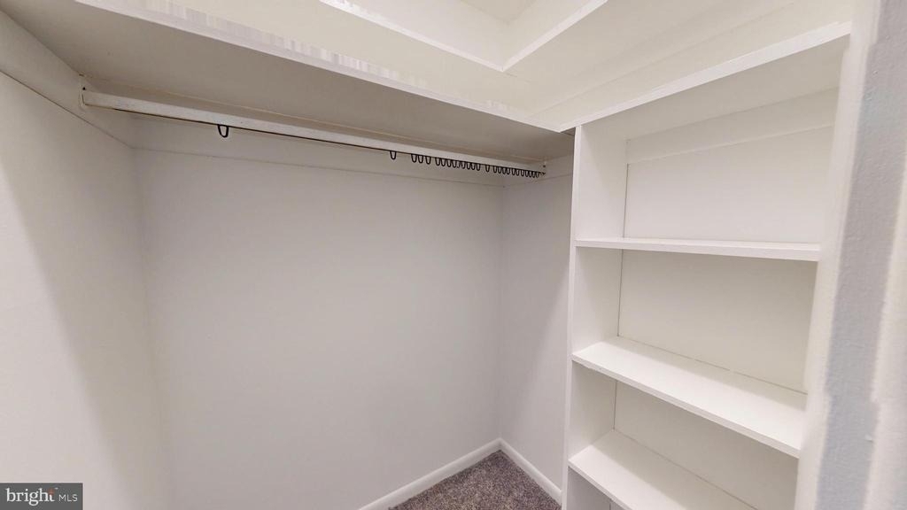 3905 Parkview Avenue - Photo 9