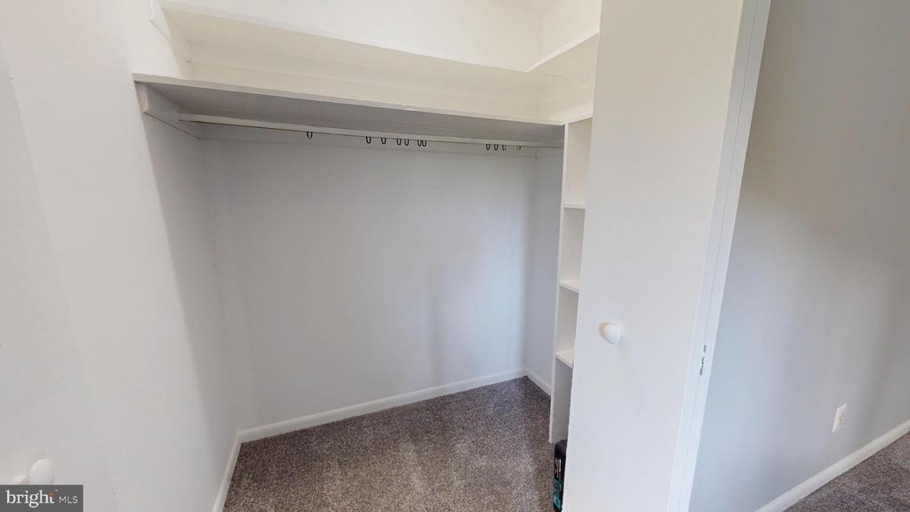 3905 Parkview Avenue - Photo 3