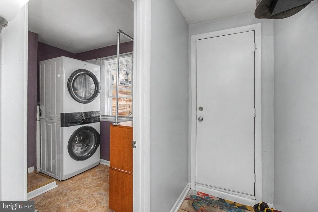1303 Clarkson Street - Photo 16