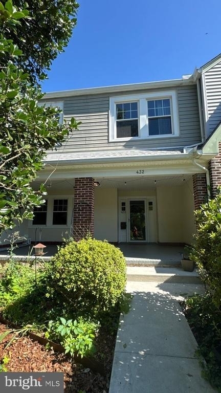432 Kenneth Square - Photo 0