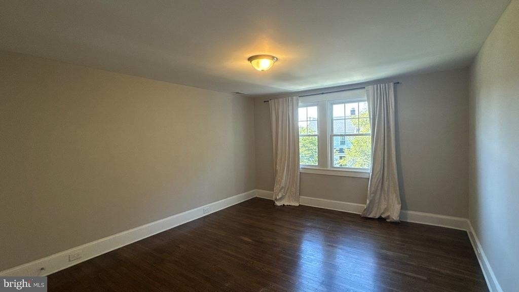432 Kenneth Square - Photo 18