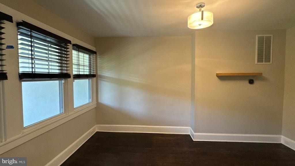 432 Kenneth Square - Photo 4