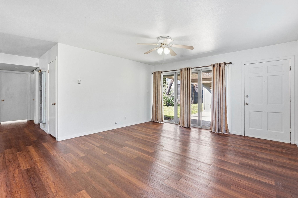3607 Wilson St - Photo 8
