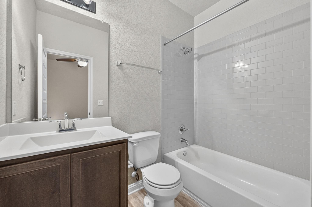 7702 Dylan Dr - Photo 36