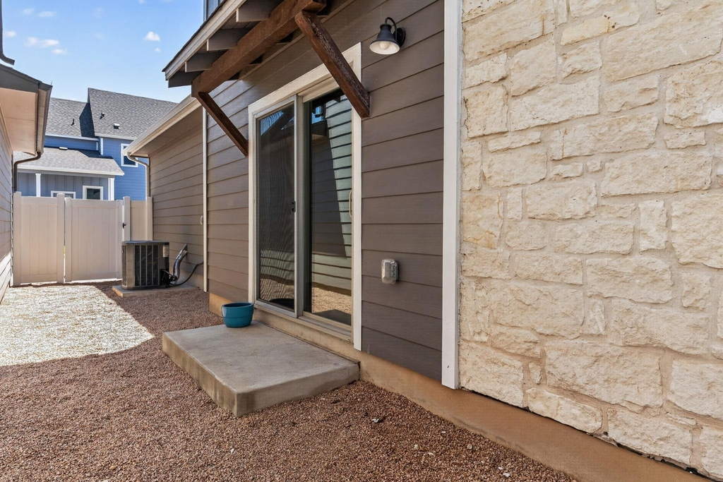 7702 Dylan Dr - Photo 31