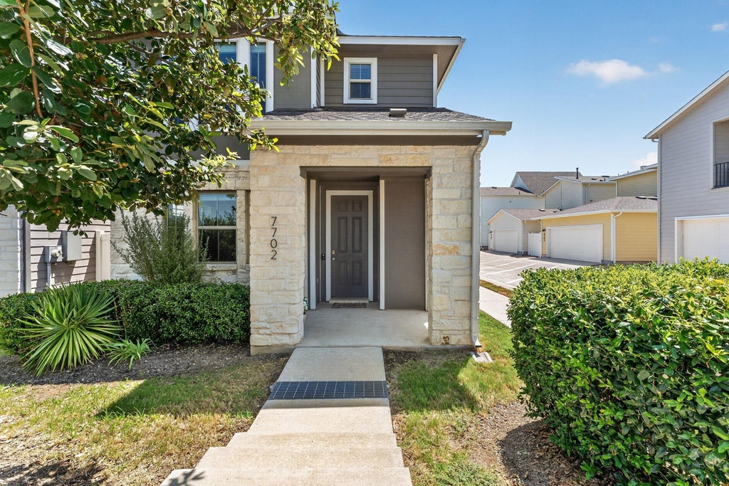 7702 Dylan Dr - Photo 32