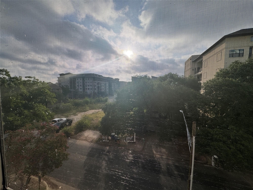 2510 San Gabriel St - Photo 1