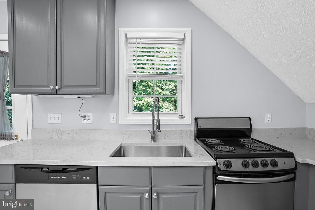 587 A Street - Photo 19