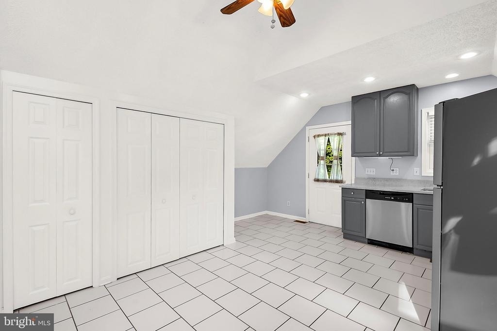 587 A Street - Photo 9