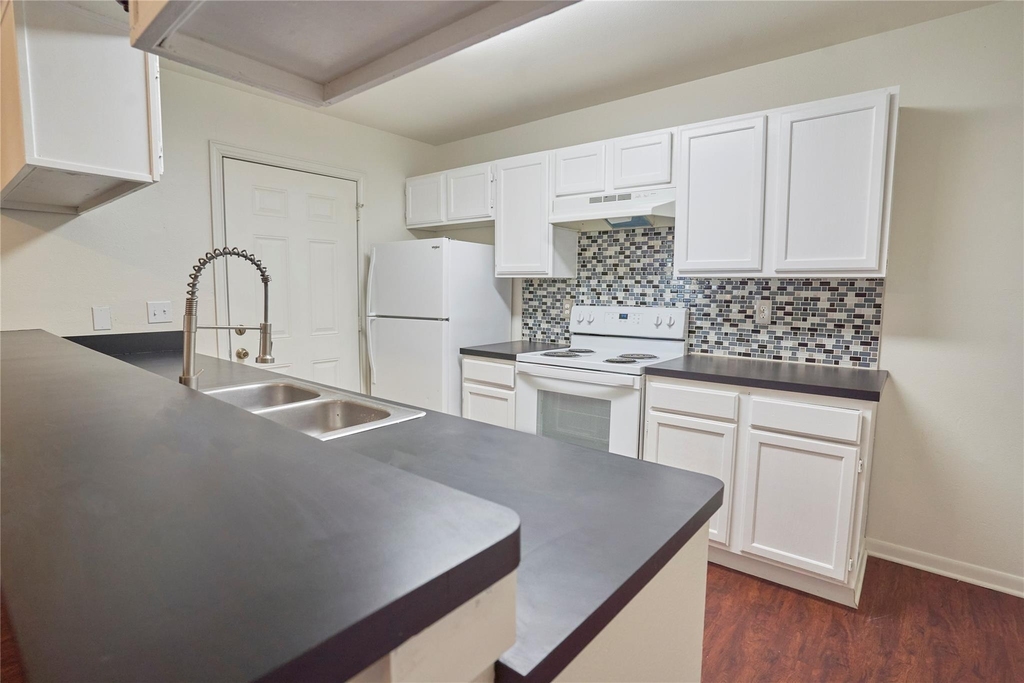 23393 Nameless Rd - Photo 0