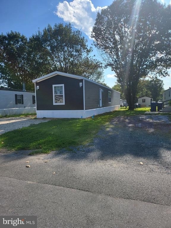 200 Beechwood Avenue - Photo 0