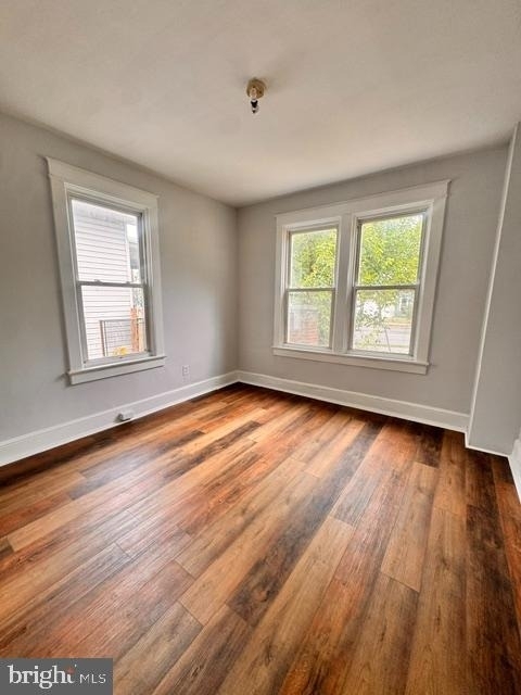 800 44th Street Ne - Photo 3