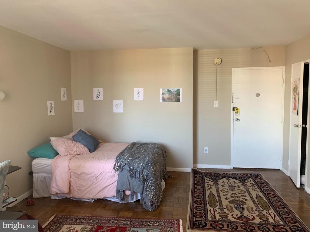 940 25th Street Nw - Photo 3