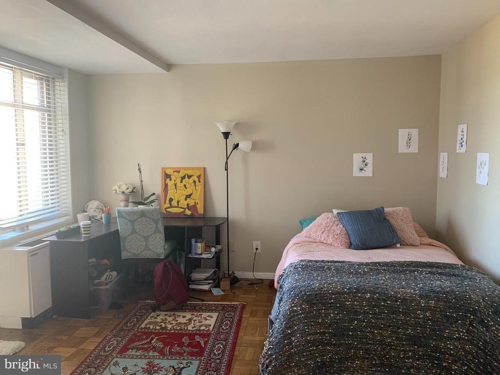 940 25th Street Nw - Photo 4