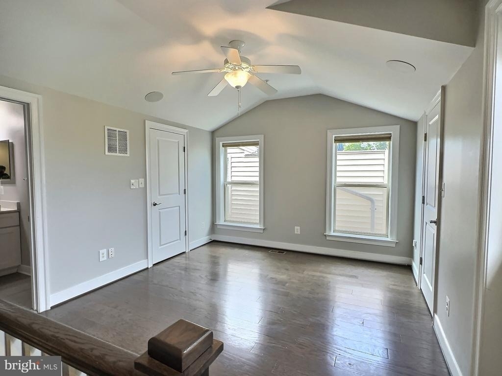 2179 Half Moon Place Ne - Photo 11