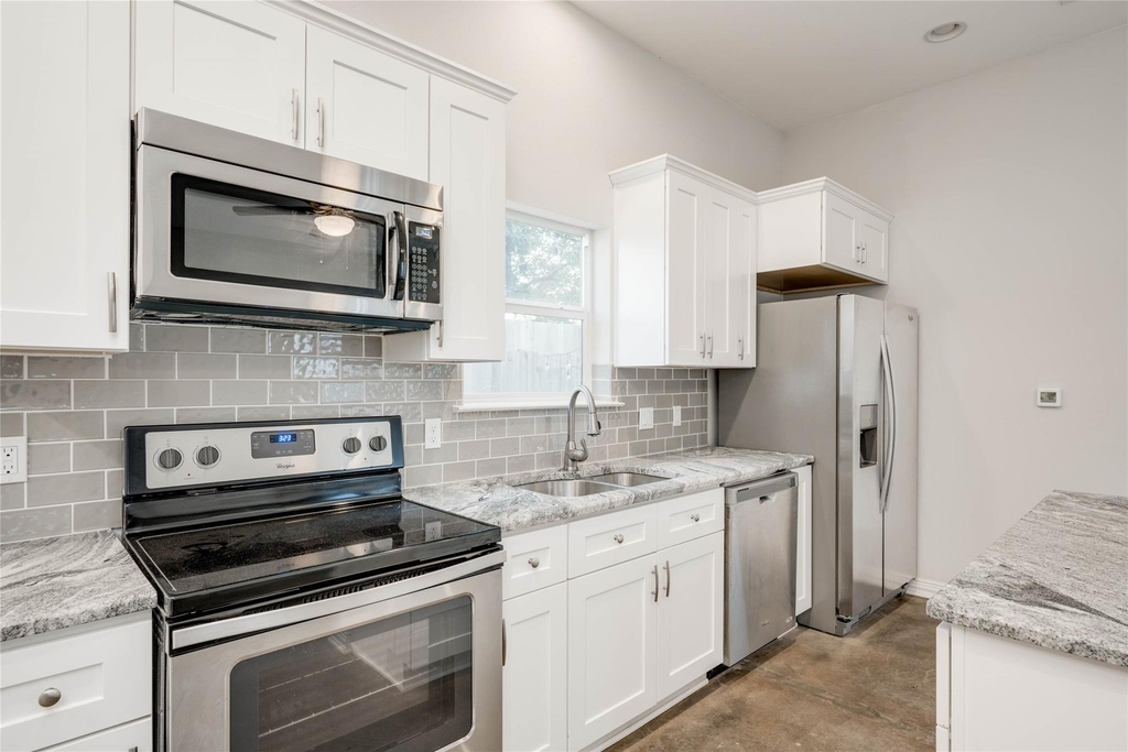 811 Gunter St - Photo 6