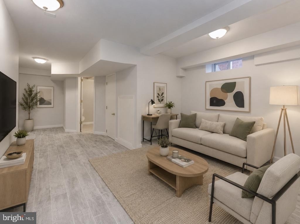 4341 F Street Se - Photo 3