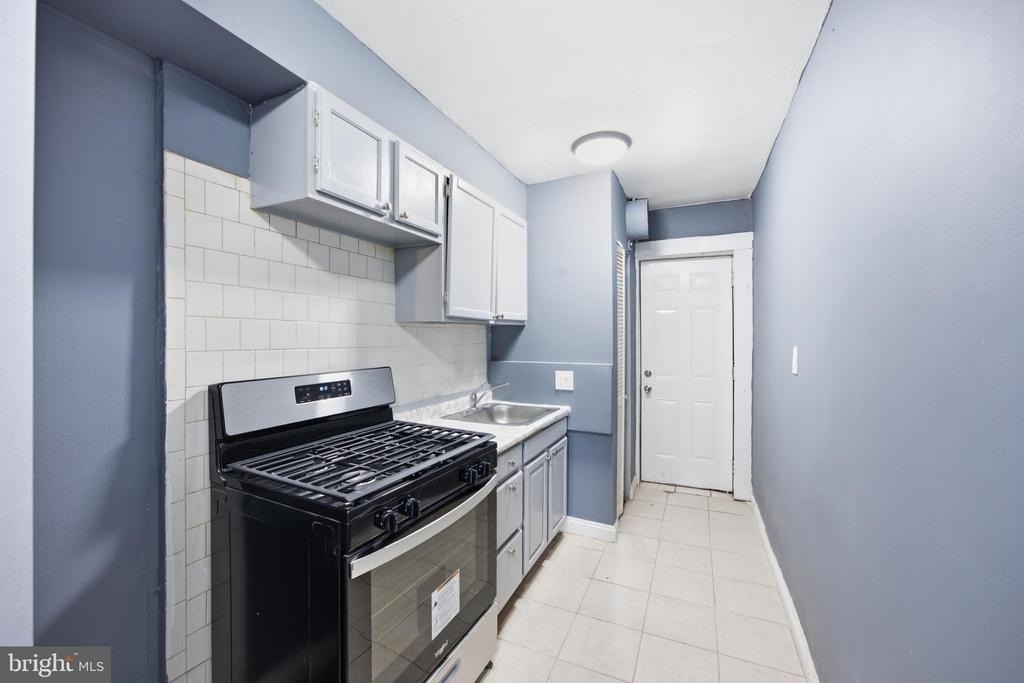 905 19th Street Ne - Photo 3