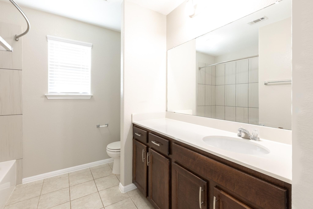 245 Pearl Way - Photo 19