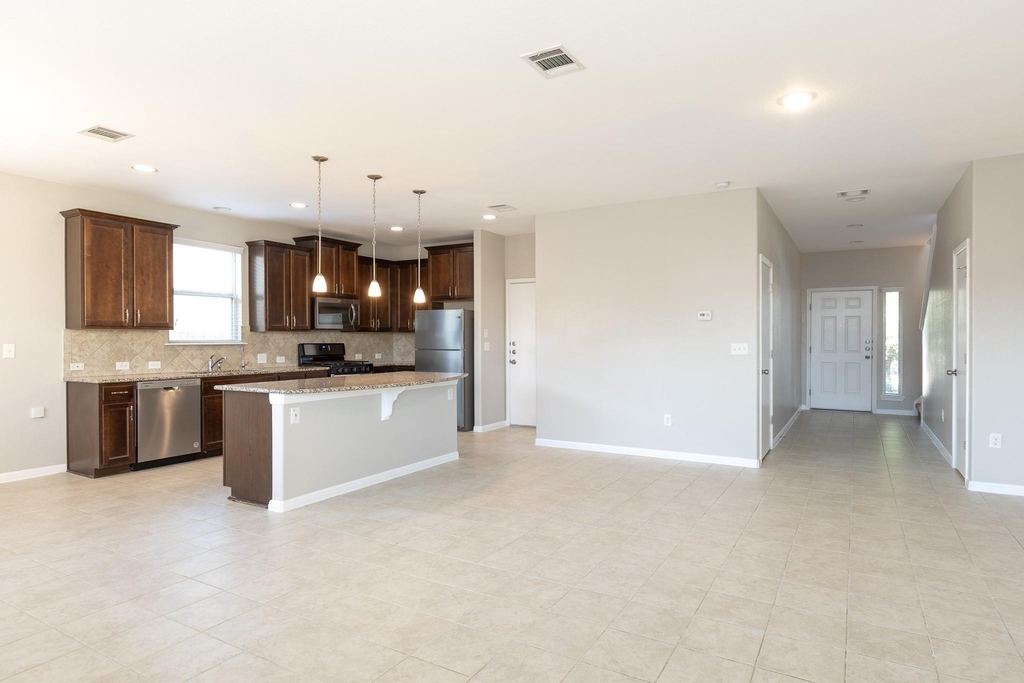 245 Pearl Way - Photo 9