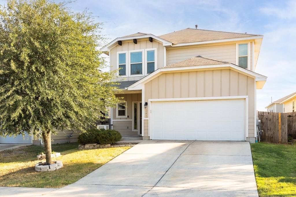 245 Pearl Way - Photo 0