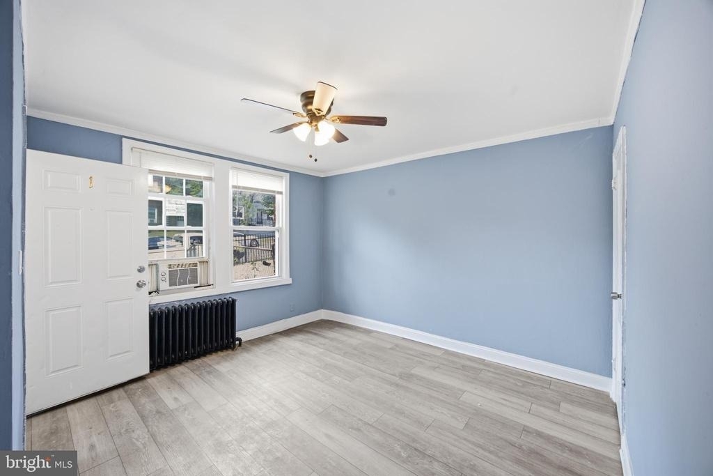 905 19th Street Ne - Photo 3