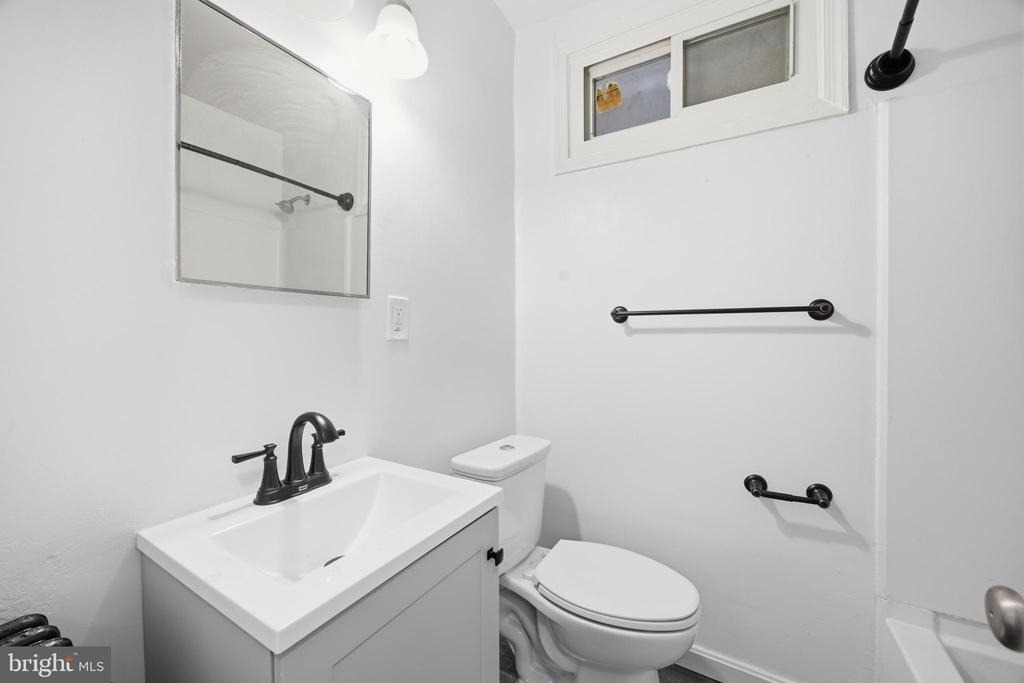905 19th Street Ne - Photo 8