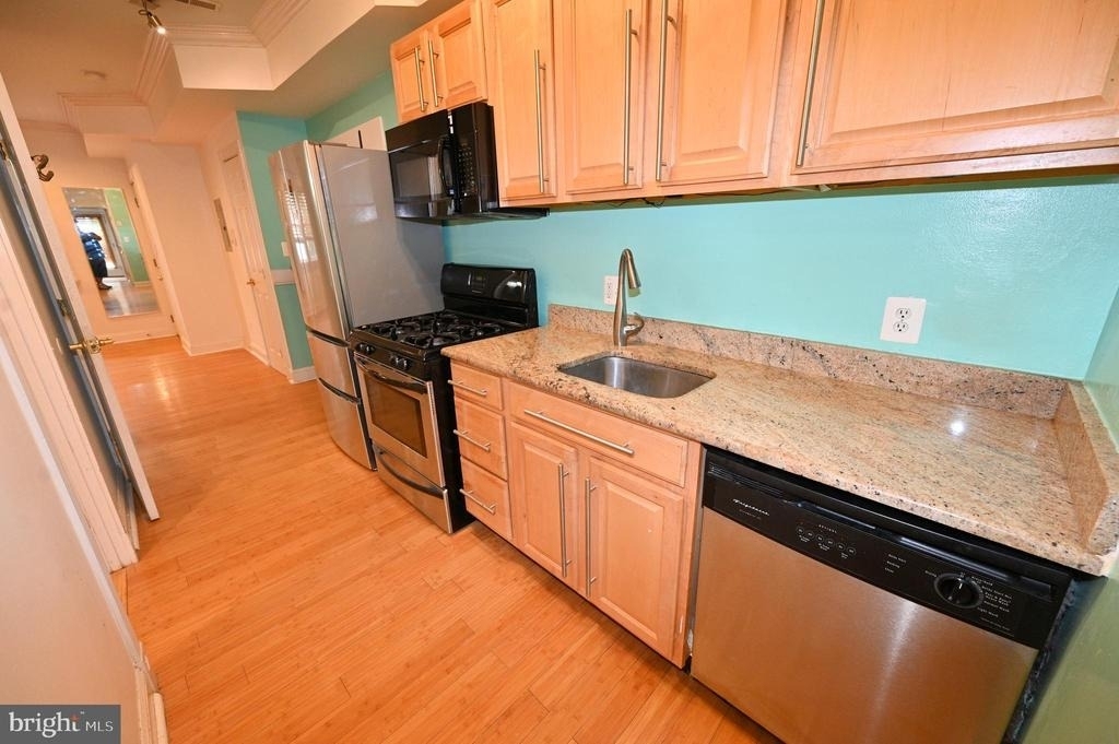 550 Hobart Place Nw - Photo 10
