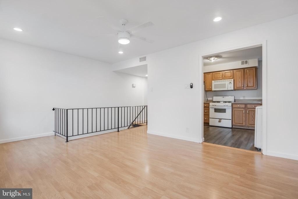 814 11th Street Ne - Photo 7