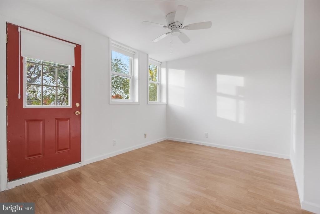 814 11th Street Ne - Photo 19