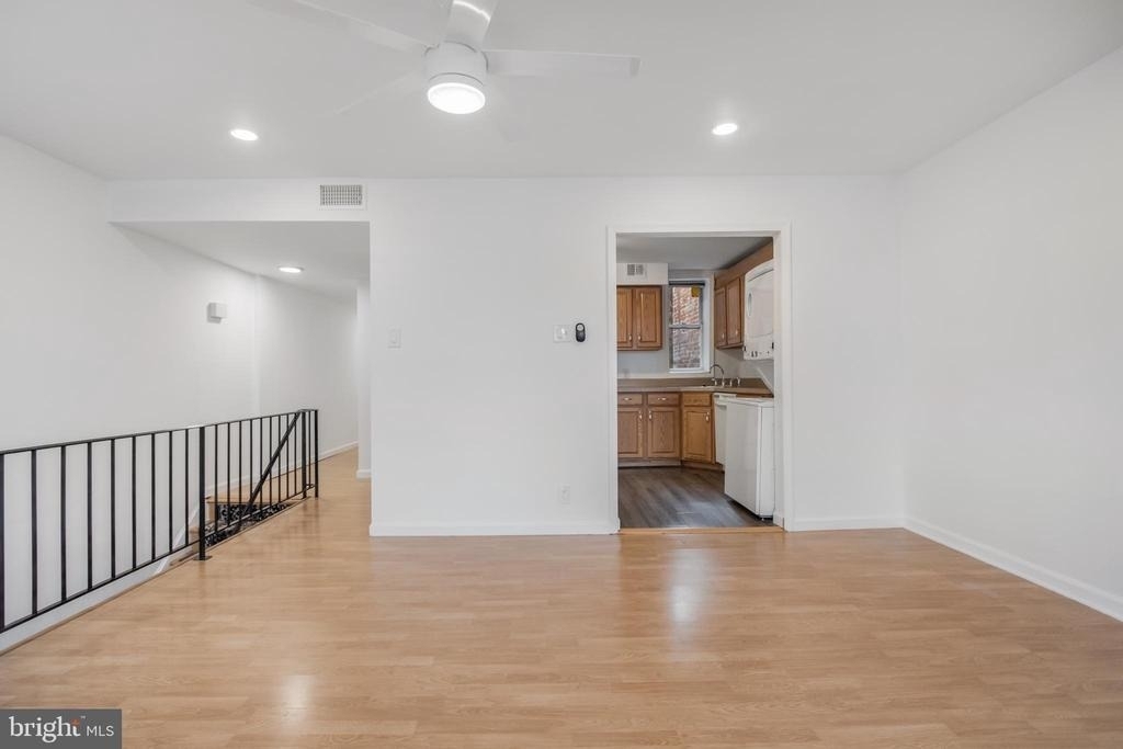 814 11th Street Ne - Photo 10