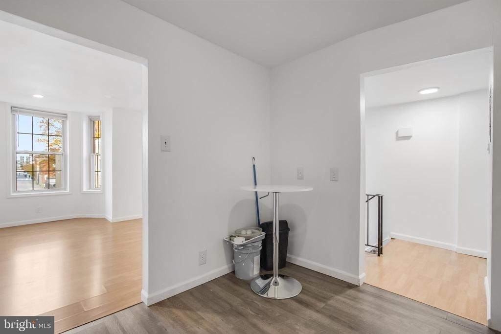 814 11th Street Ne - Photo 3