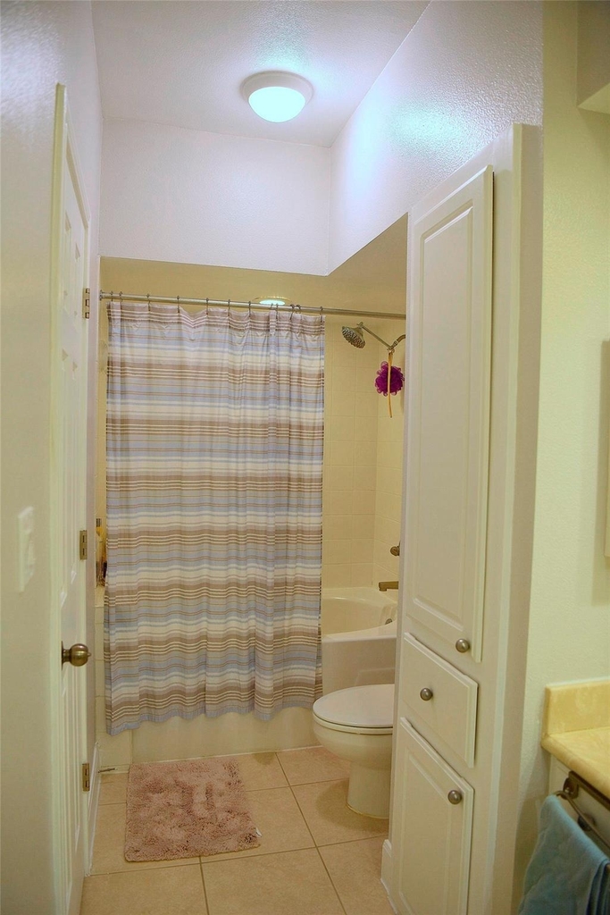 7701 Rialto Blvd - Photo 18