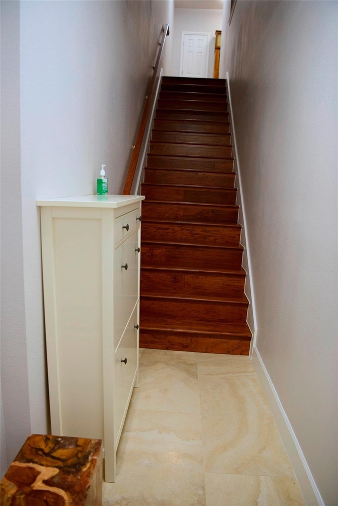 7701 Rialto Blvd - Photo 24