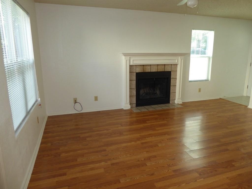 9102 Sanger Dr - Photo 1