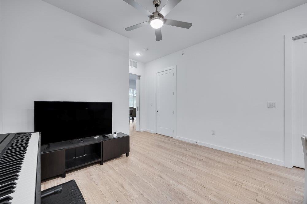 4801 Springdale Rd - Photo 10