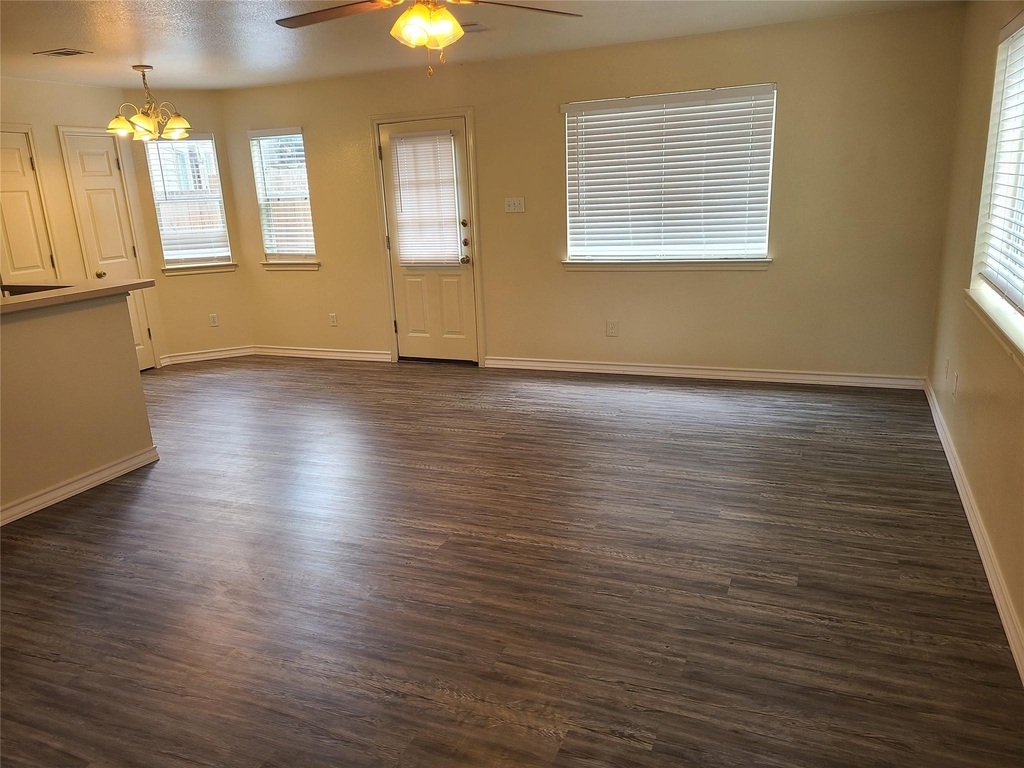 132 Cedargrove - Photo 2