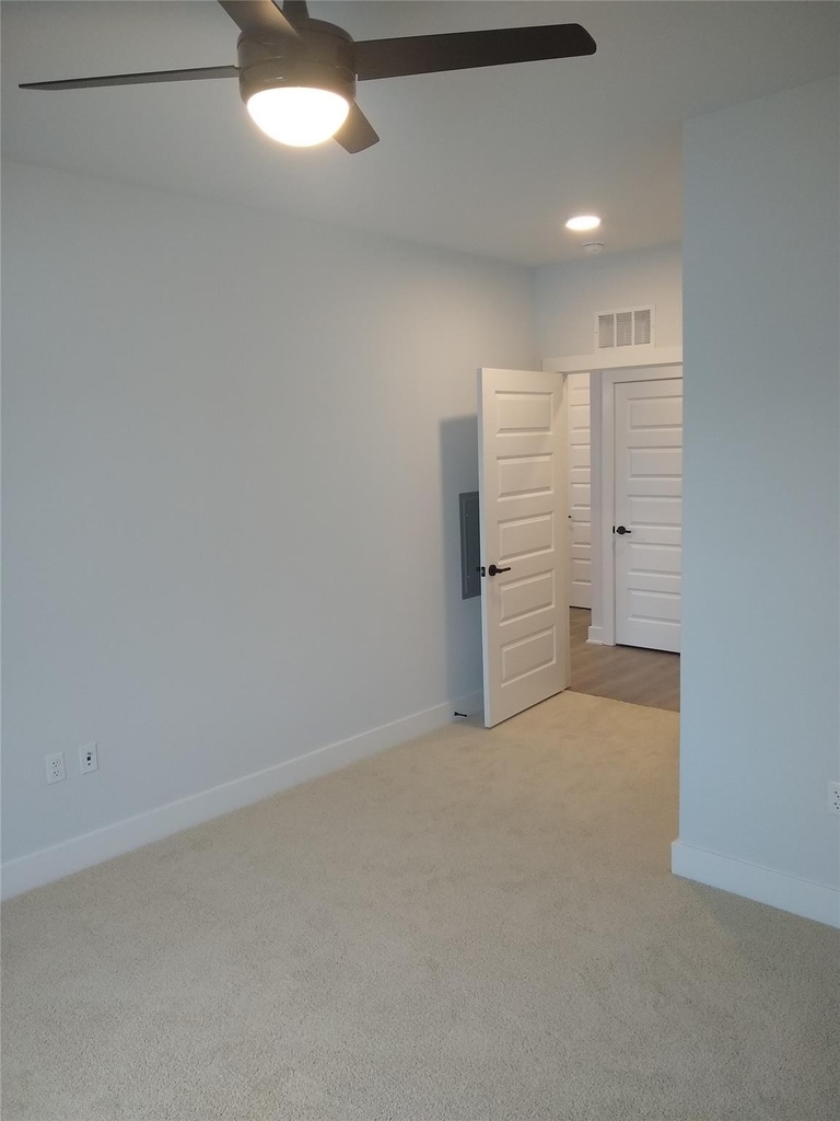 2220 Webberville Rd - Photo 11