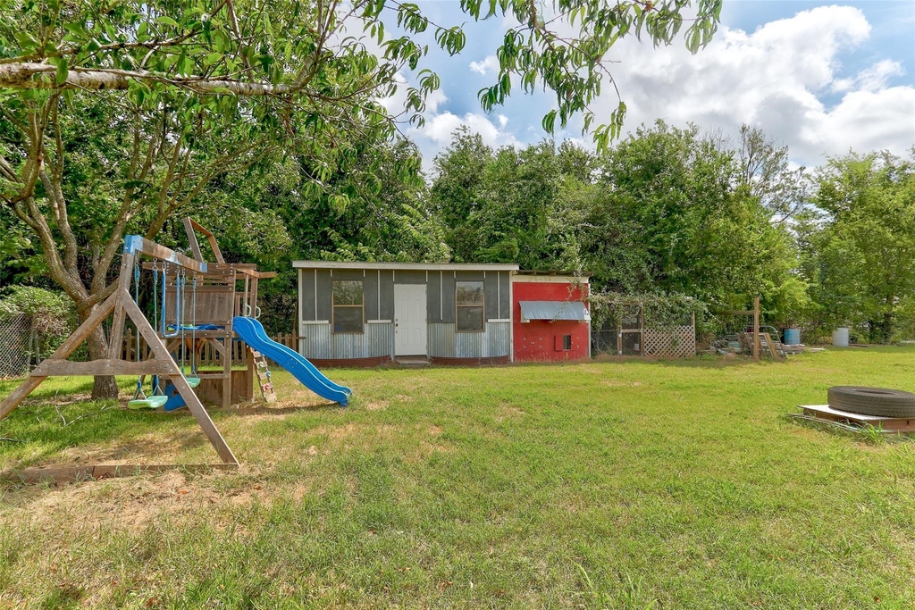 820 Stadium Dr - Photo 26